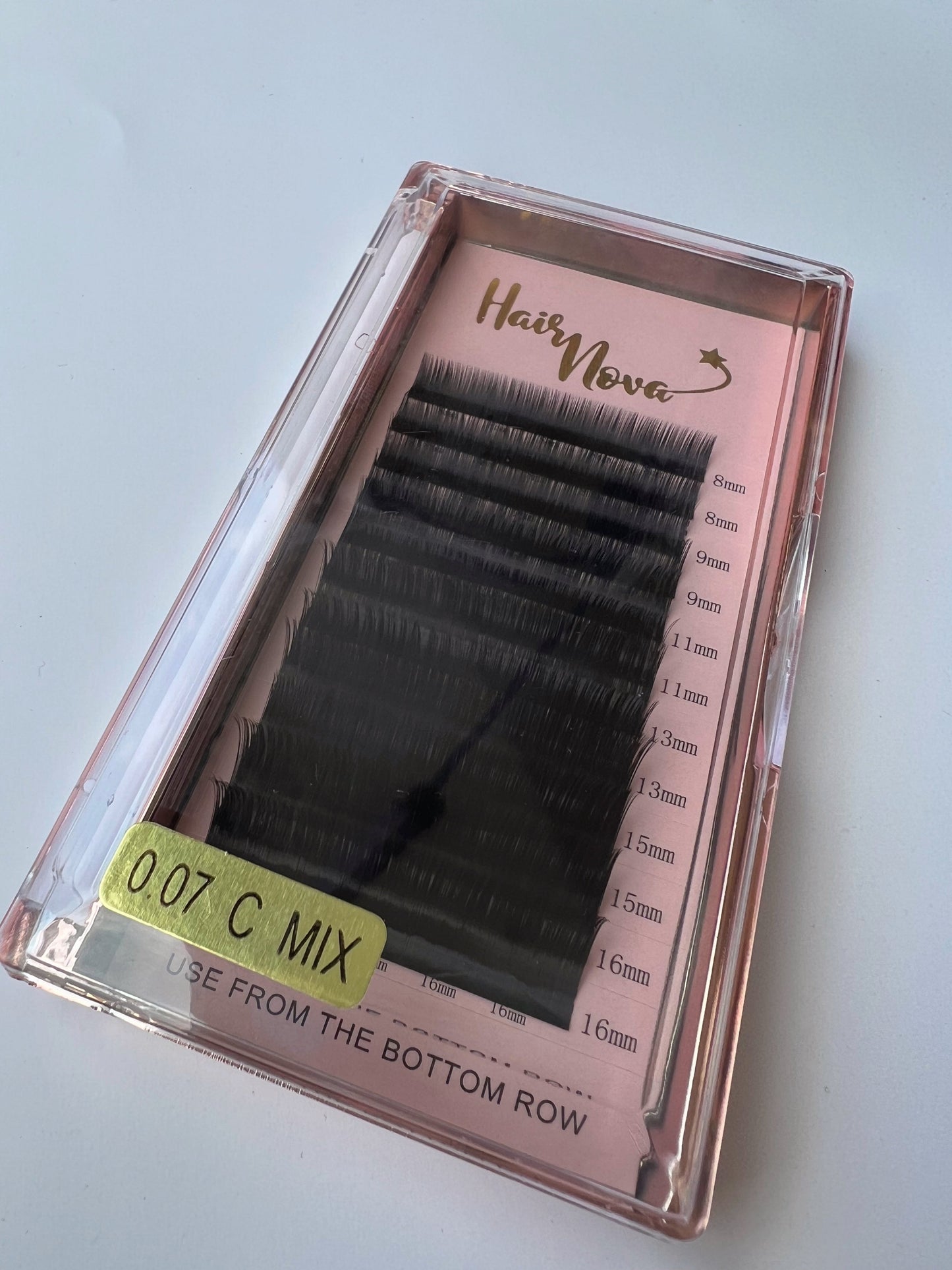 Mixed Lash Tray – Thickness 0.07C – Curl – (8-16mm) – Russian